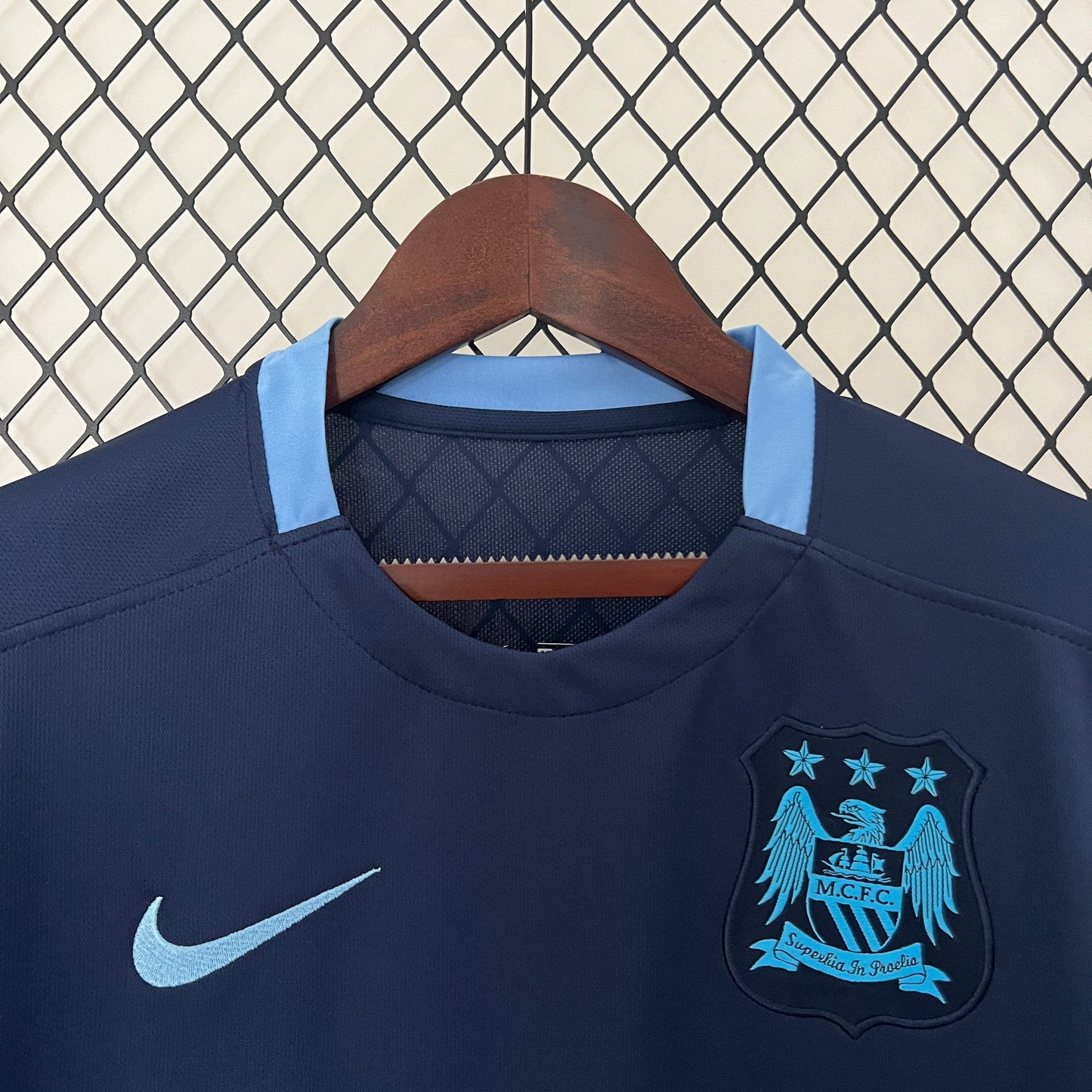 Camisa retrô City 15/16