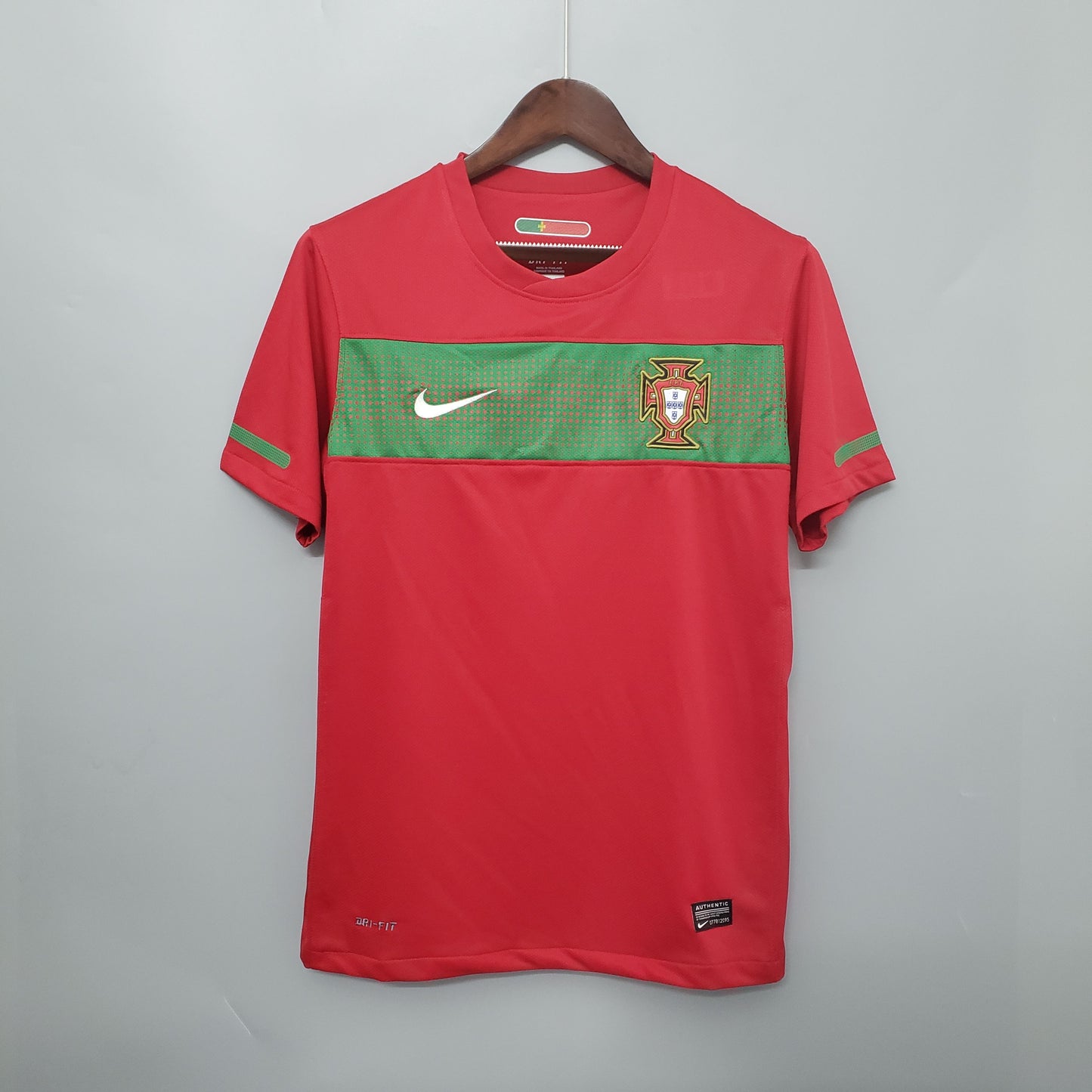 Camisa retrô Portugal 2010