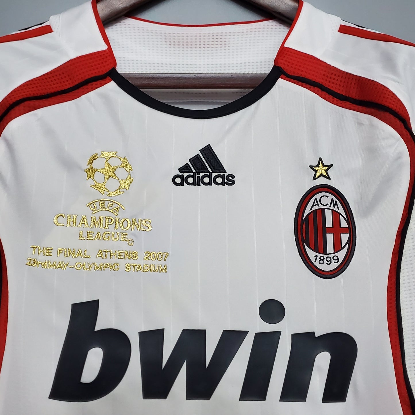 Camisa retrô AC Milan 06/07