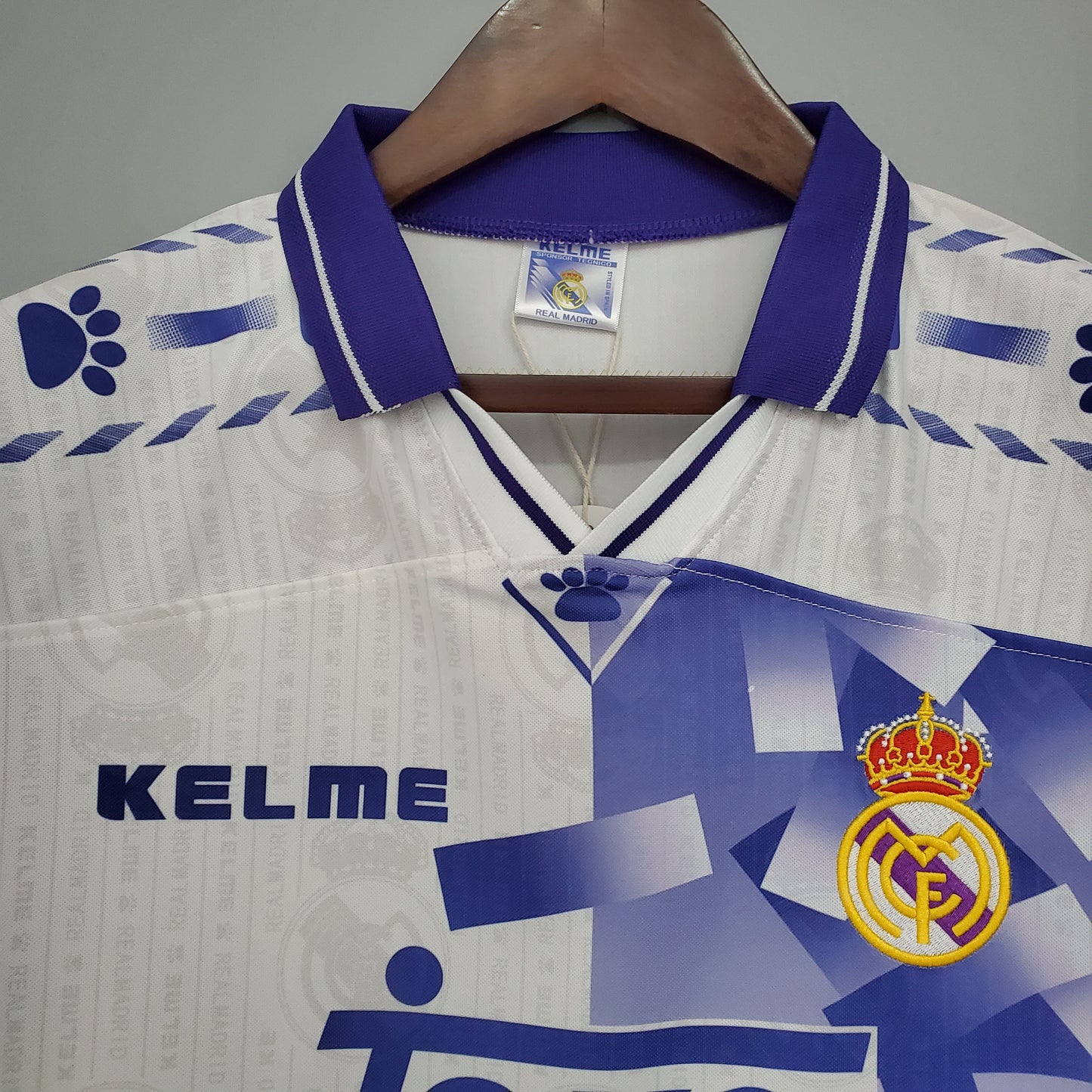 Camisa retrô Real Madrid 96/97