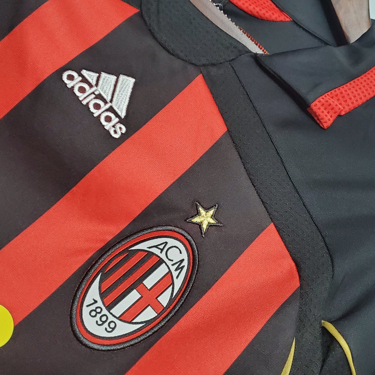 Camisa retrô AC Milan 06/07