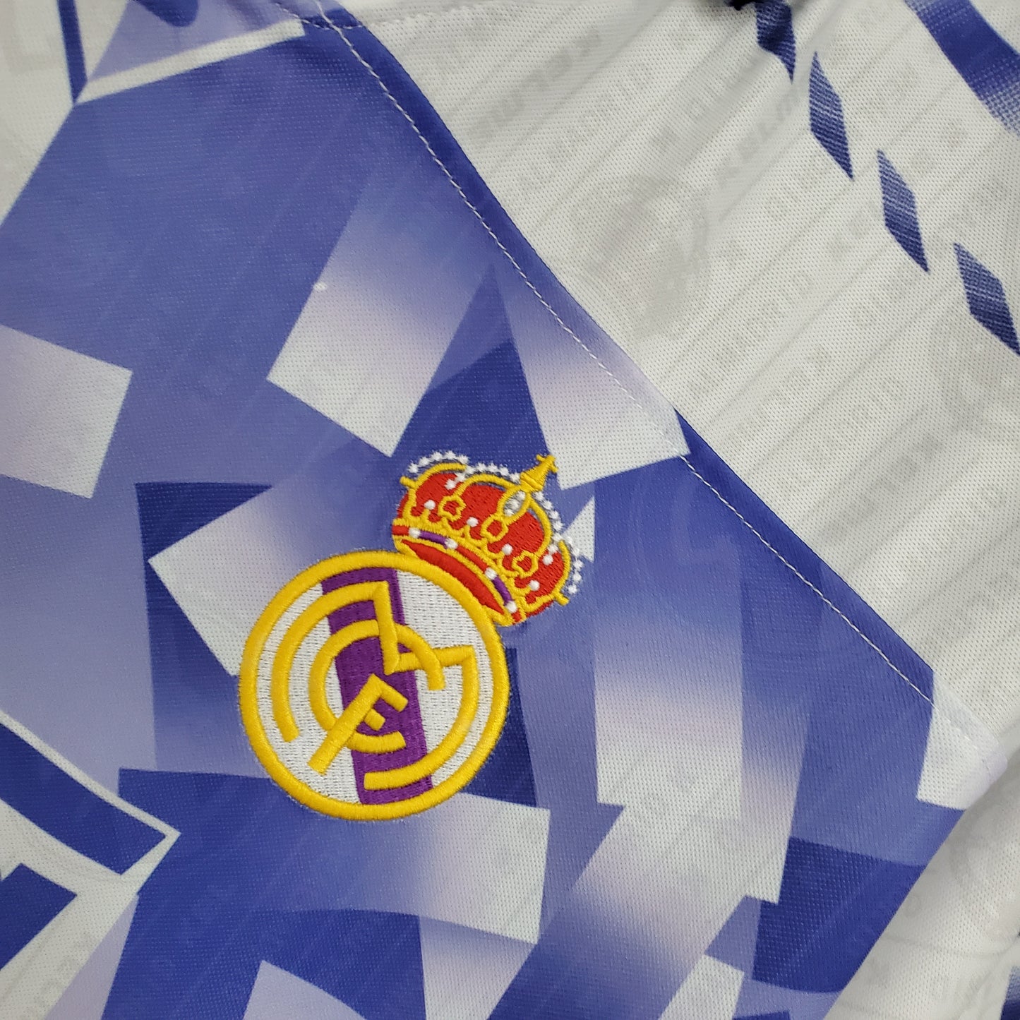 Camisa retrô Real Madrid 96/97