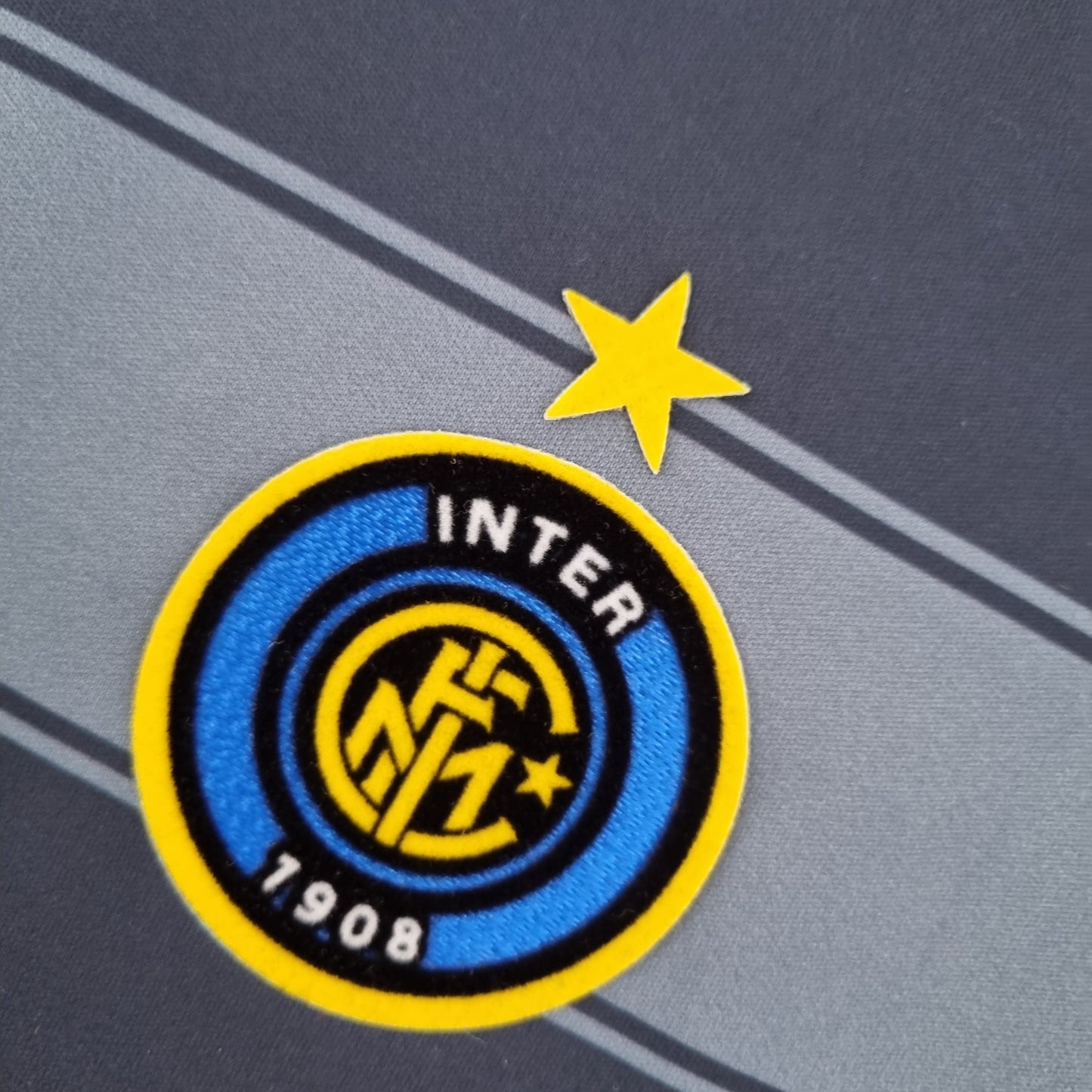 Camisa retrô Inter de Milão 04/05