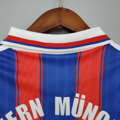 Camisa retrô Bayern 95/97