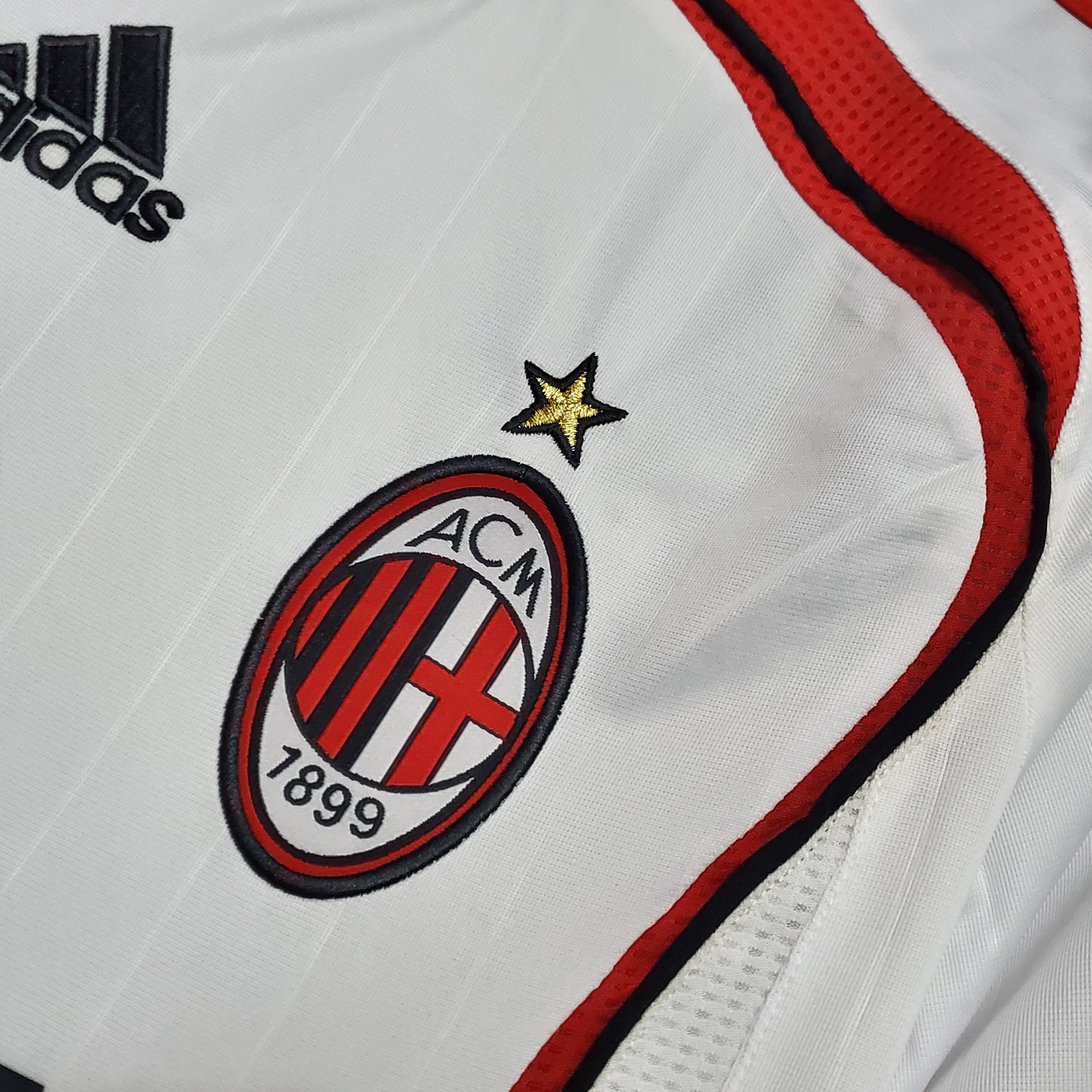 Camisa retrô AC Milan 06/07
