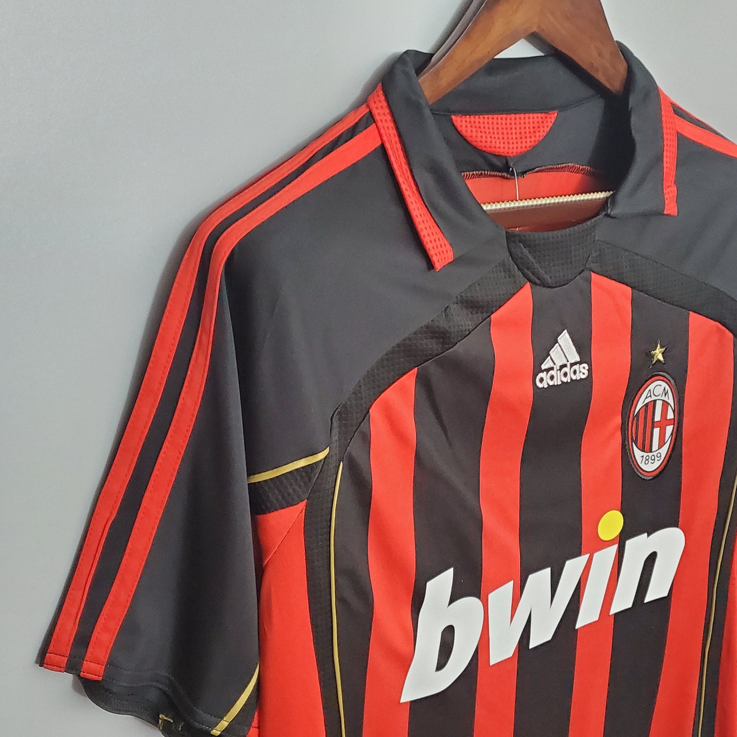 Camisa retrô AC Milan 06/07