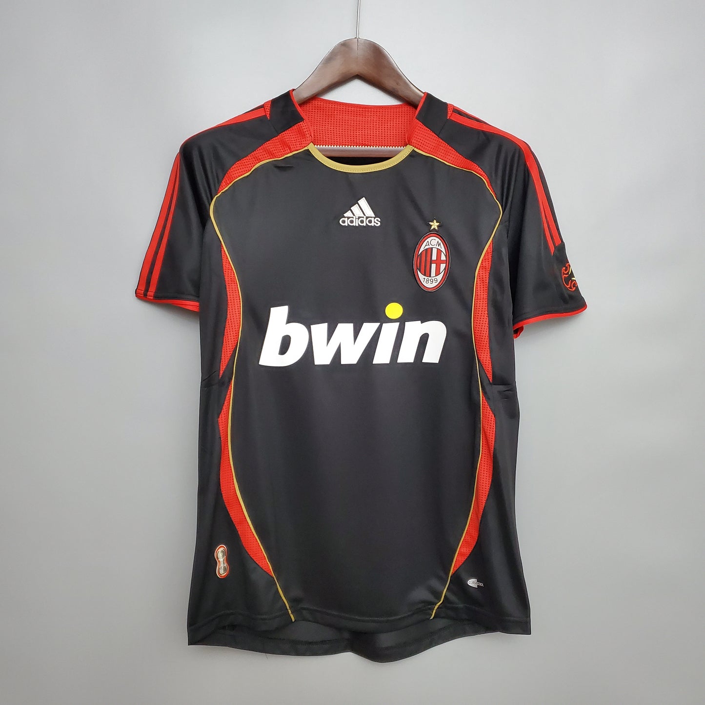 Camisa retrô AC Milan 2006