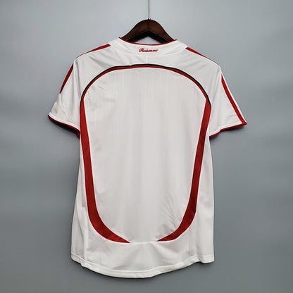 Camisa retrô AC Milan 06/07
