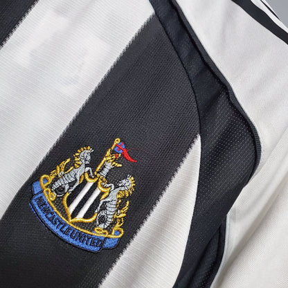 Camisa retrô Newcastle United 05/06
