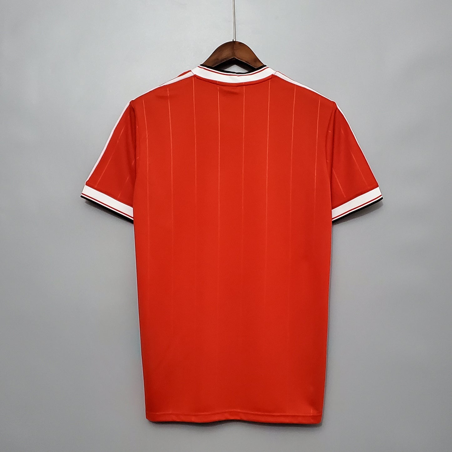 Camisa retrô United 83/84
