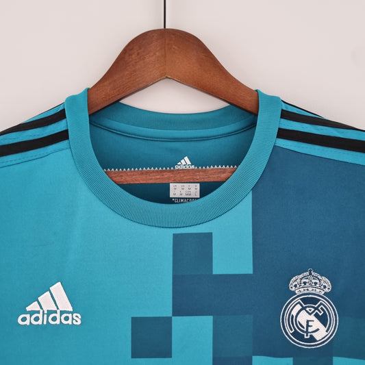 Camisa retrô Real Madrid 17/18
